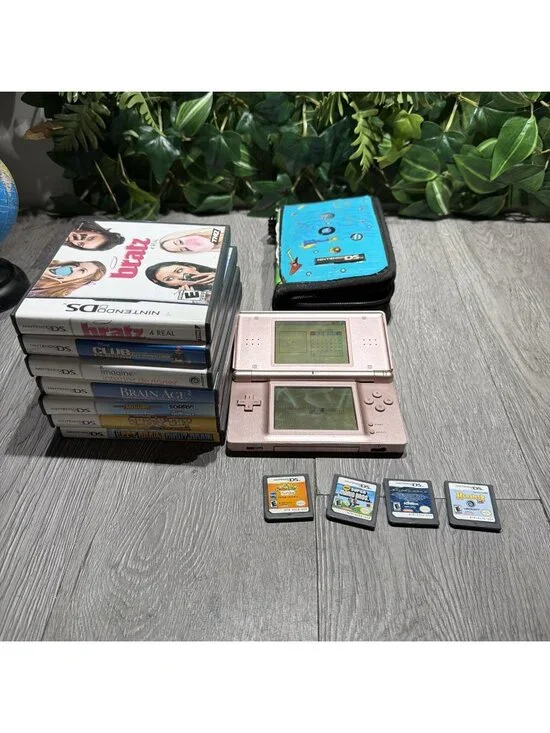 Nintendo DS Lite Pink With 11 Games Super Mario Bros Etc Stylus pen No Charger