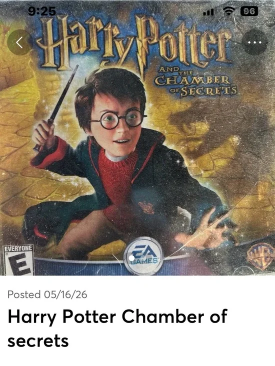Harry Potter and the Chamber of Secrets Game Cover - Red, Black