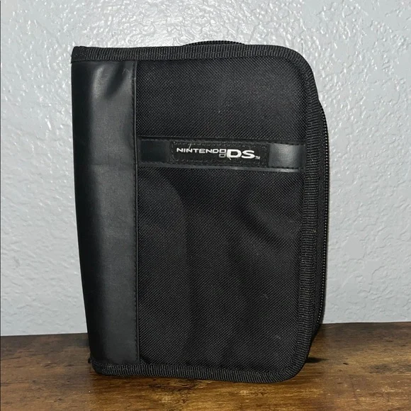 Nintendo DS Black Travel Case- Good used condition