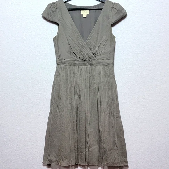 J. Crew‎ Pure Silk Gray Women's Dress SIZE 6. #766