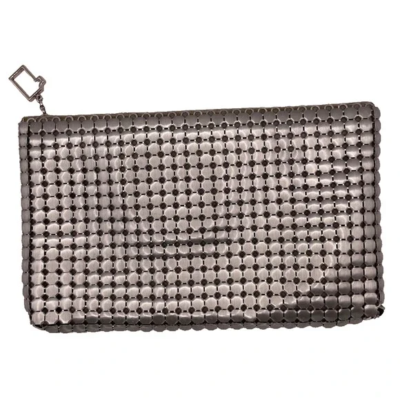Vintage Whiting and Davis Silver Mesh Purse- Pre-owned