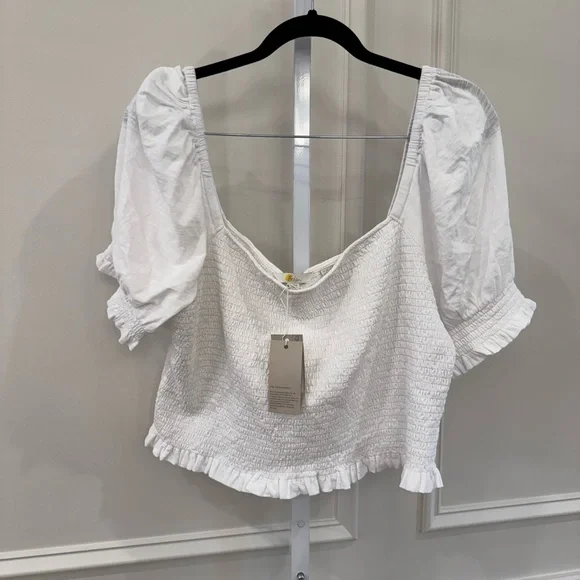 Boden White Ruffled Puff Sleeve Crop Blouse