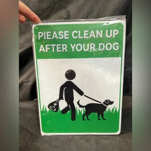 Dog signs 2 pack