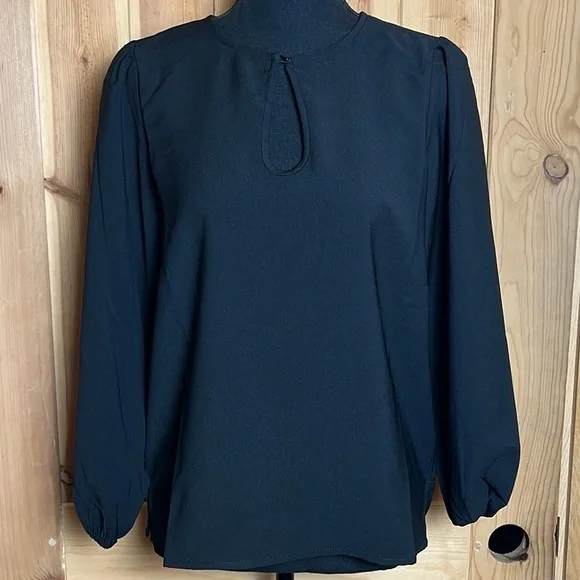 J CREW Puff sleeve Open keyhole blouse