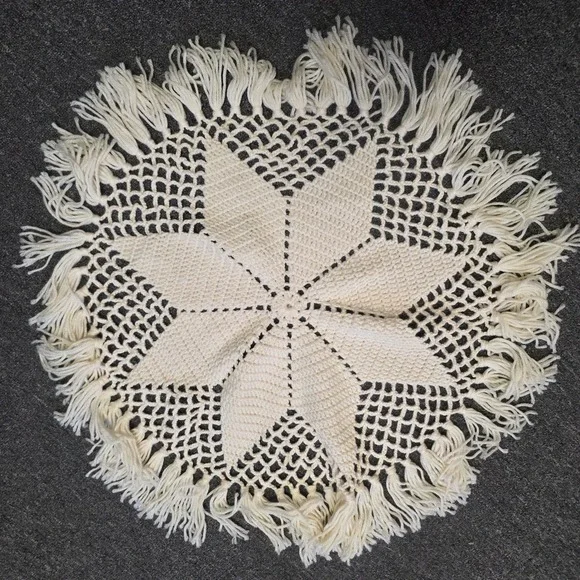 Vintage Handmade Crochet Star Doily Cream Fringe Table Centerpiece Boho 24.25