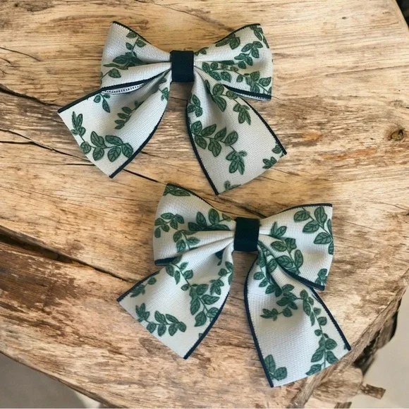 Beautiful Spring Printed Leaves SET Of 2 Hair Bows For Girls