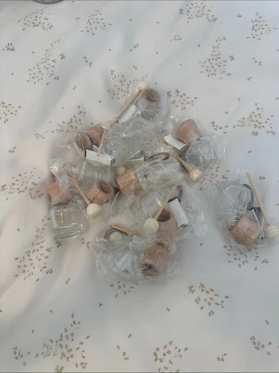 Wood and Glass Mini Diffuser Party Favors - Clear and Natural