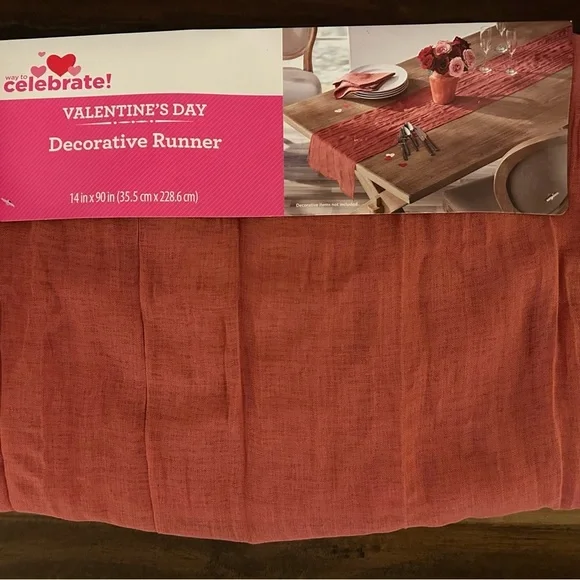 LIMITED TIME $5 ITEM!! Valentine's Day Table Runner - Coral