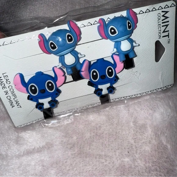✨✨5/$10✨✨ Mint Collection Stitch Character Set 4 Hair Barrettes Snap Clips Hair