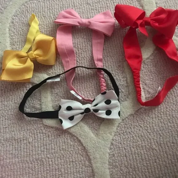 Bows- Set of 4