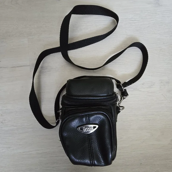 ICON Compact Small Camera Zipper Bag Case