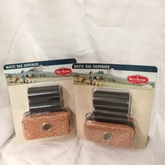 2 - Mutt Nation Dog / Puppy Waste Bag Dispenser w/ clip By Miranda Lambert NEW