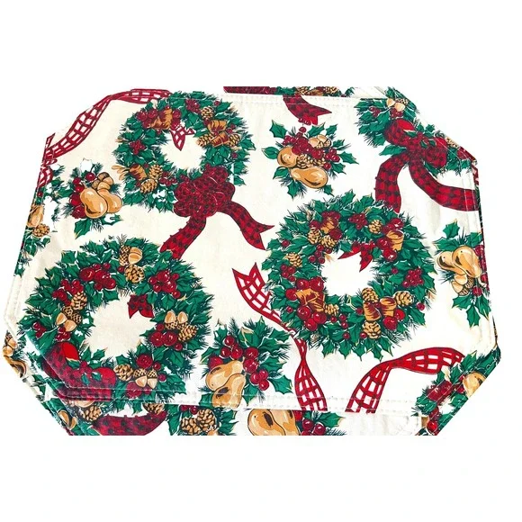 80s Vinyl Christmas Wreath Placemats Set of 5 Town Country Vinyl Wipe Clean NEW