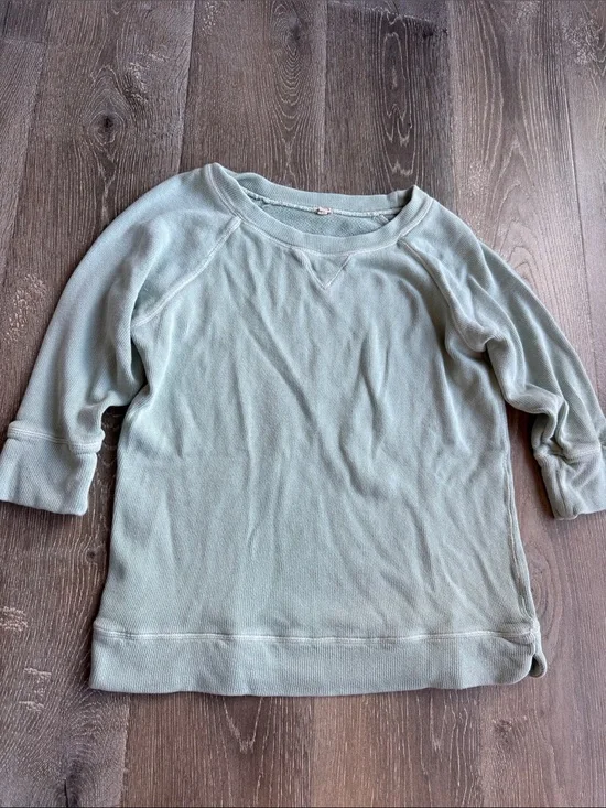 J. Crew Light Sage Green Crewneck Sweatshirt 0661