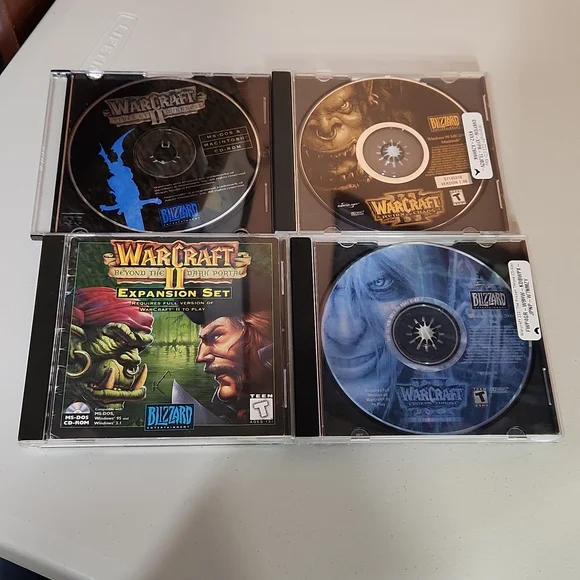 Vintage WarCraft 4 Pack PC Games Teen Rated