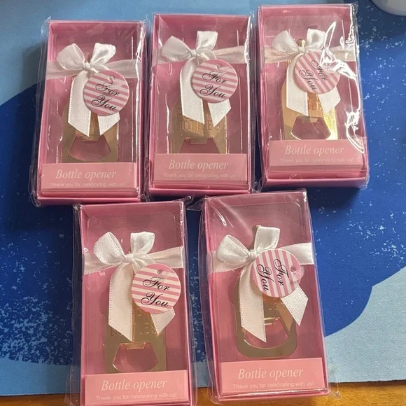 “Poppin Bottles” baby shower party favors bundle BN