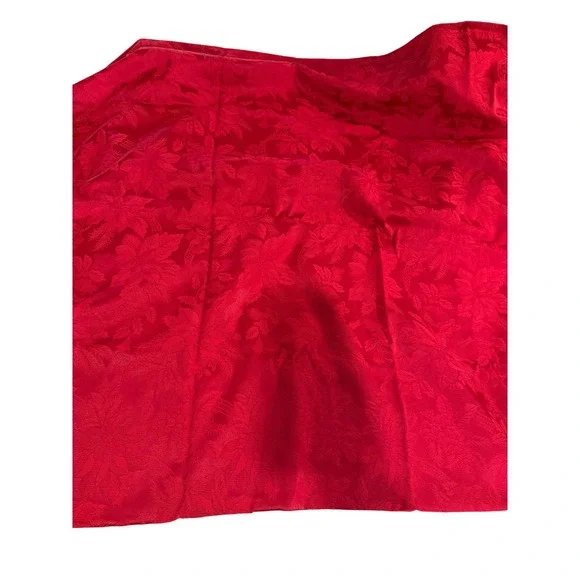 Vintage Red‎ Damask Floral Tablecloth 81x54 Made in Spain Holiday Dining Cotton
