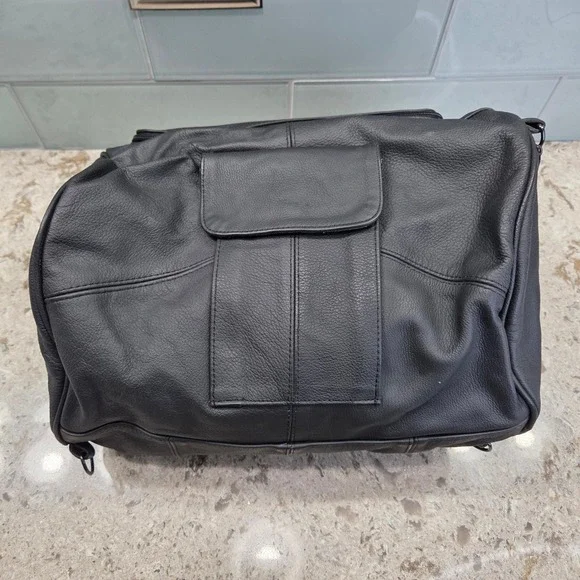 NEW Black Leather Motorcycle Saddle Bag Travel Weekend Overnight‎ Pockets