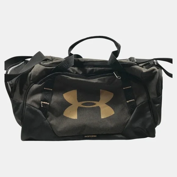 Under Armour‎ Storm Black Duffle Bag Shoulder Strap Handles Zip Close 18