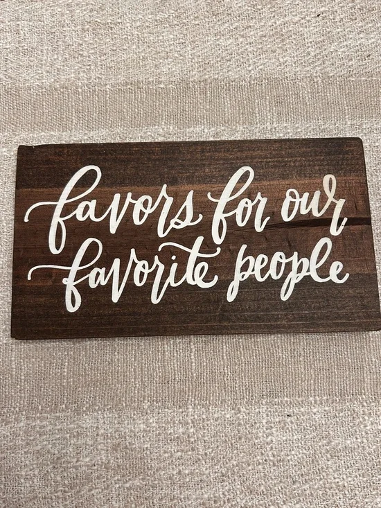 Wedding Favors Sign