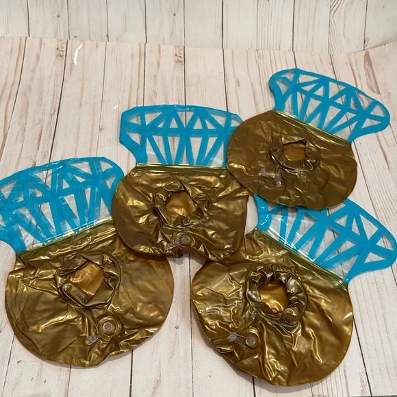 Diamond ring cup pool float