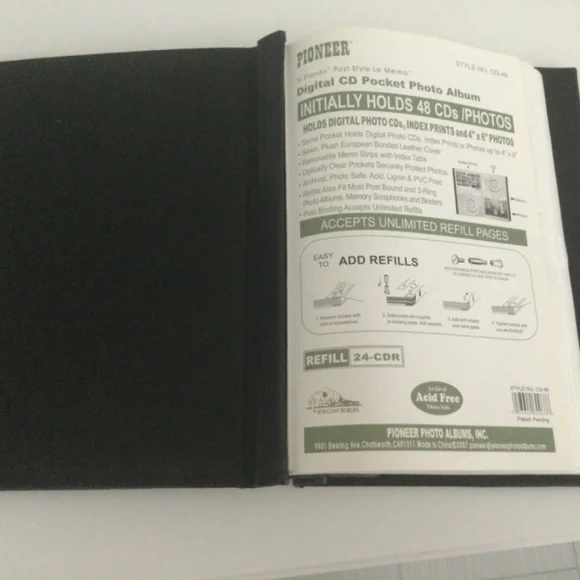 CD or Photo Album Holder