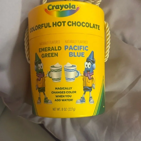Crayola Colorful Hot Chocolate - Emerald Green & Pacific Blue