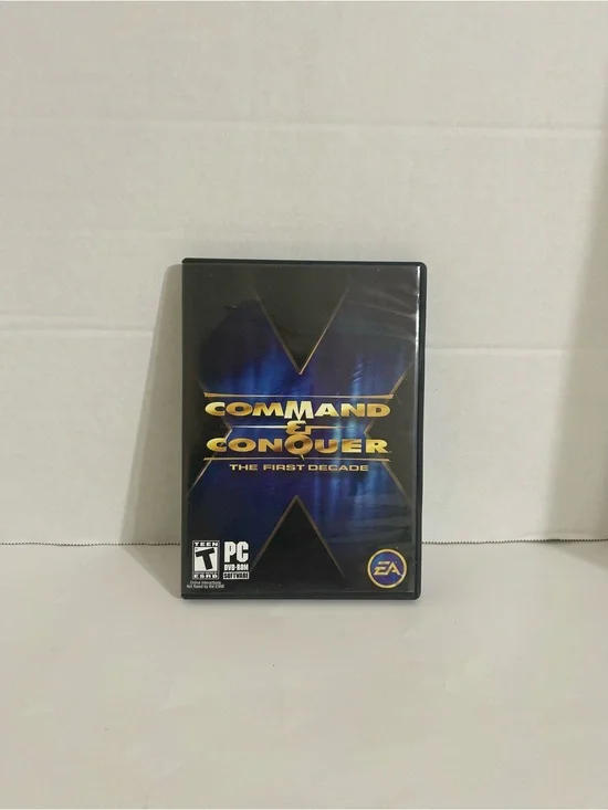 Command & Conquer: The First Decade PC Windows 2006 Complete w 1 Posters Inserts