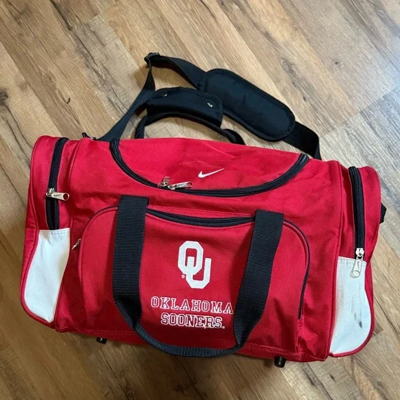 90s Nike Team Oklahoma Sooners Duffel Bag