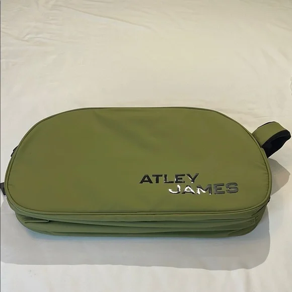 ATLEY JAMES DUFFEL Bag with Durable Fabric and Zipper , LOTS OF COMPART…