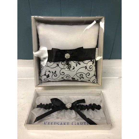 New Lillian ROSE Black White 8