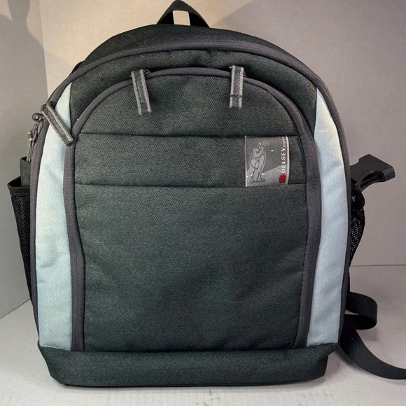 Delsey GoPix Nylon Camera Digital SLR DLSR Convertible Backpack Shoulder Bag