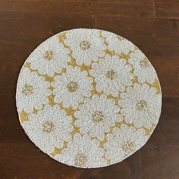 Tahari Set Of 2 Beaded Chargers Floral New Spring Summer Yellow Scalloped