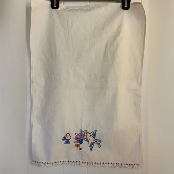Vintage Table Runner Linen Cream Embroidered Birds Flowers Lace 25x18”