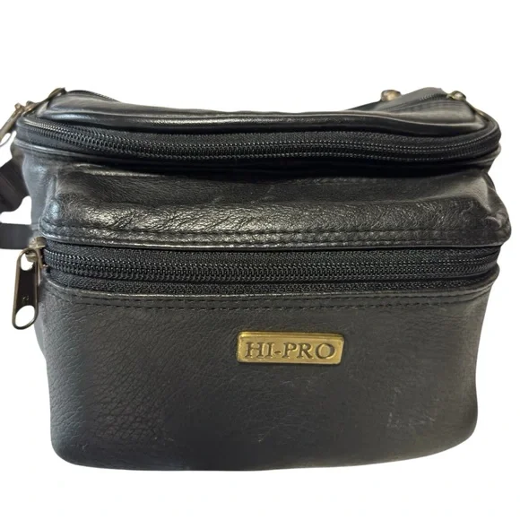 Hi-Pro camera bag adjustable shoulder bag or belt bag Nice 2 compartments