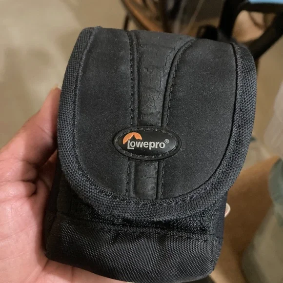 LowePro Camera Bag Pouch, Black, 3.5