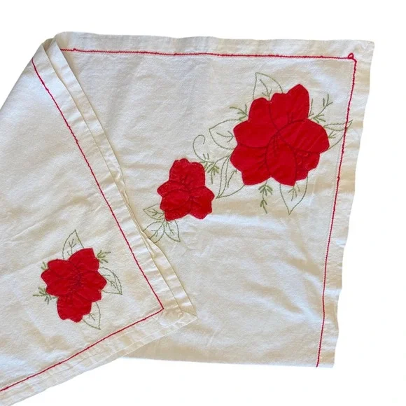 Vintage Poinsetta Embroidered Red Flower Linen Table Runnercloth Napkin‎ Accent