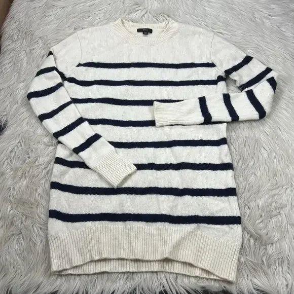 J.Crew Women's XXS Ivory Navy Striped Merino Crew Pullover Boyfriend Sweater