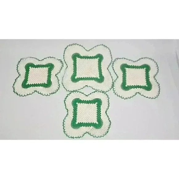 Vtg Set 4 Doilies Hand Crocheted Knitted Linen Apple Green‎ Scalloped Kitsch