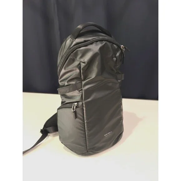 Hakuba Plus Shell Urban Light 02 Backpack S Camera Bag Black 2SP-UL02BPSBK
