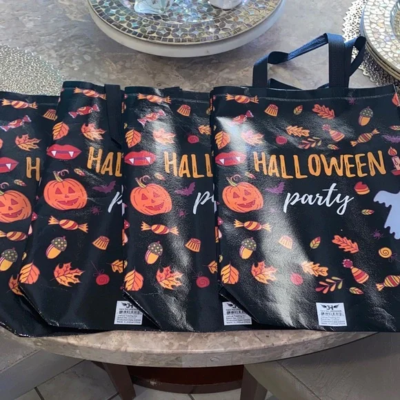 Halloween Celebration Tote Bags - 4pc