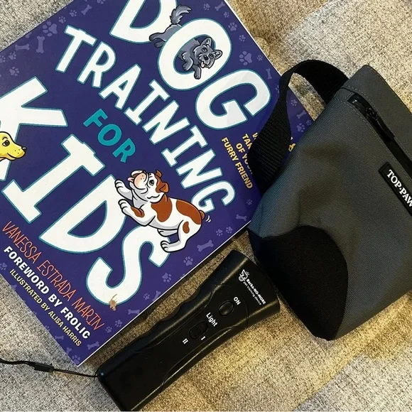 Top Paw Black and Gray Dog Training Pouch for Kids