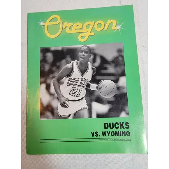 Vintage UofO University of Oregon Ducks Basketball Game Program vs Cowboys 1985