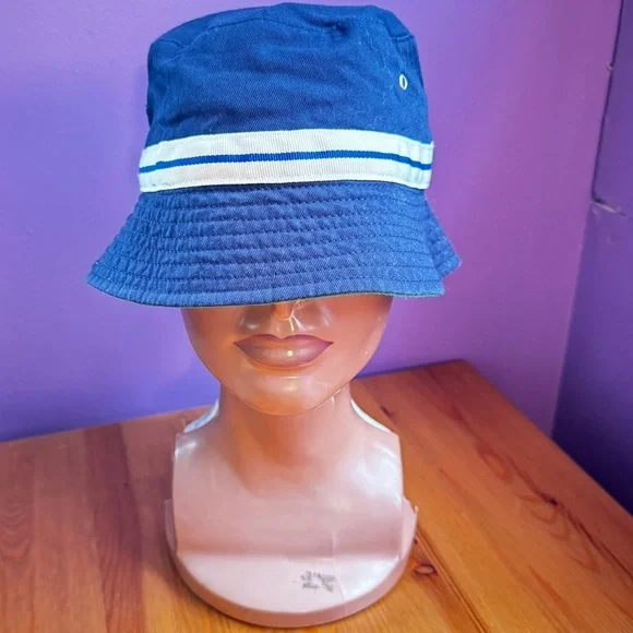Hanna Andersson bucket hat
