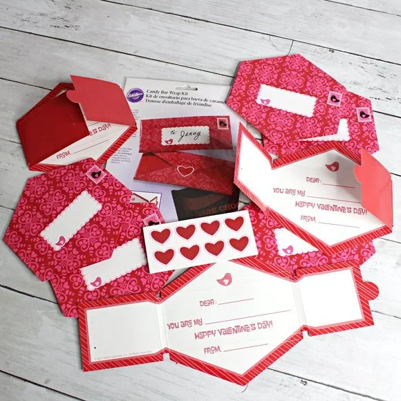 Wilton Candy Bar Wrap Kit Valentine's Day Wedding Party Favor Wrappers