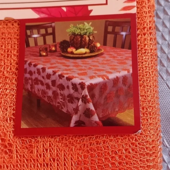 Lace table clothes includes one decorative item