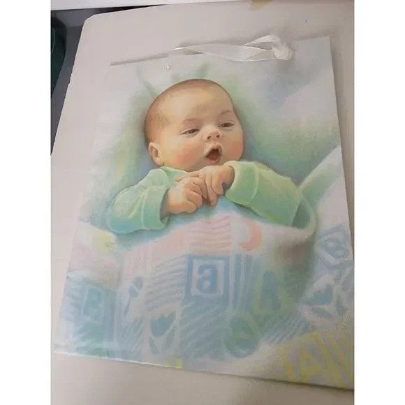 Gift Bag Vintage 2000s Baby Child Graphic Print American‎ Greetings