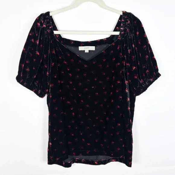 Loft Top Size XL Black Velvet Red Floral Puff Sleeve Sweetheart Neck Feminine