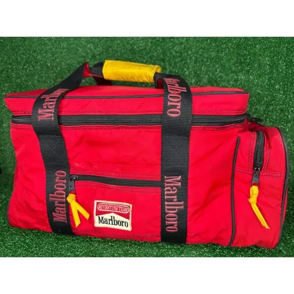 Vintage Marlboro Adventure Team Lizard Rock Cooler Bag Red Insulated Travel Tote