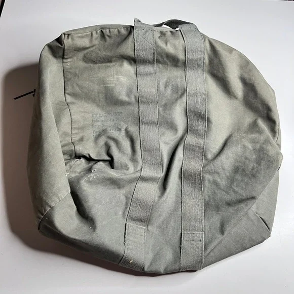 Vintage 1978 US Military Kit Bag Flyers Olive Drab Canvas Duffel Bag 11-1-302